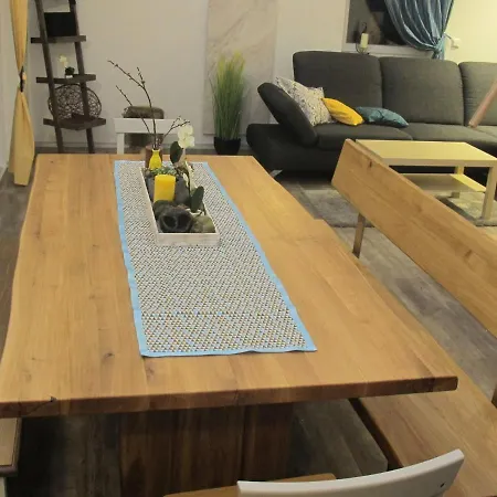 Prázdninový dům Garden Escape, *